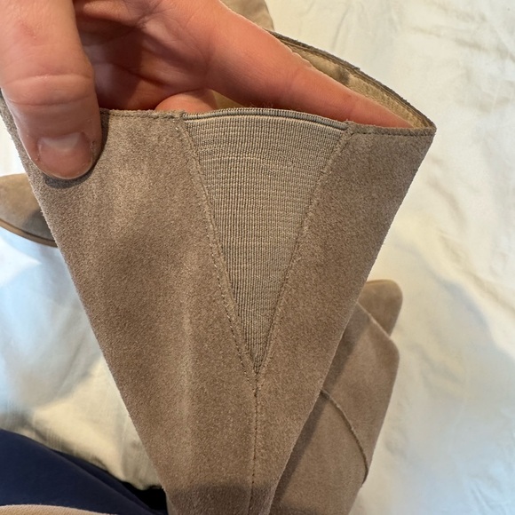 Tan suede leather Women's Boots - pointed toe size 7.5 - Picture 5 of 10